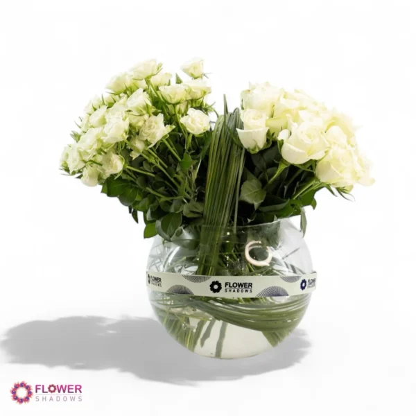 ⁦10 Baby Rose 28 Roses | Circle Vase⁩ - الصورة ⁦2⁩