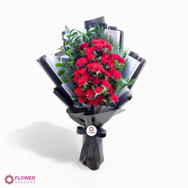 ⁦Red Baby Roses in Dual Tone⁩ - الصورة ⁦2⁩